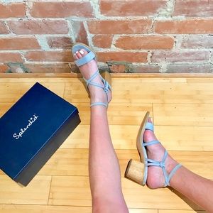 Splendid Strappy Sandal - like new